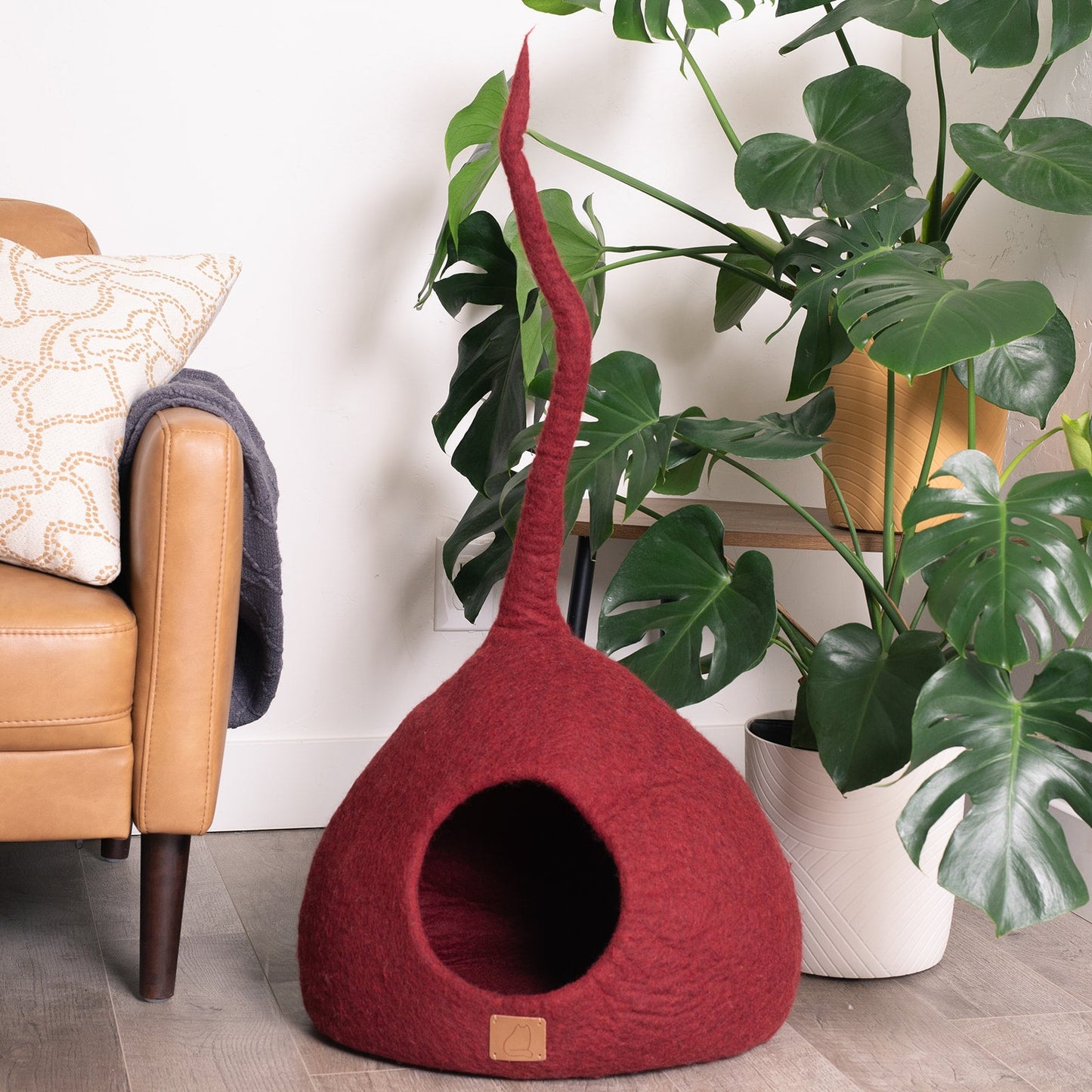 Wine Burgundy | Tail Style Cave